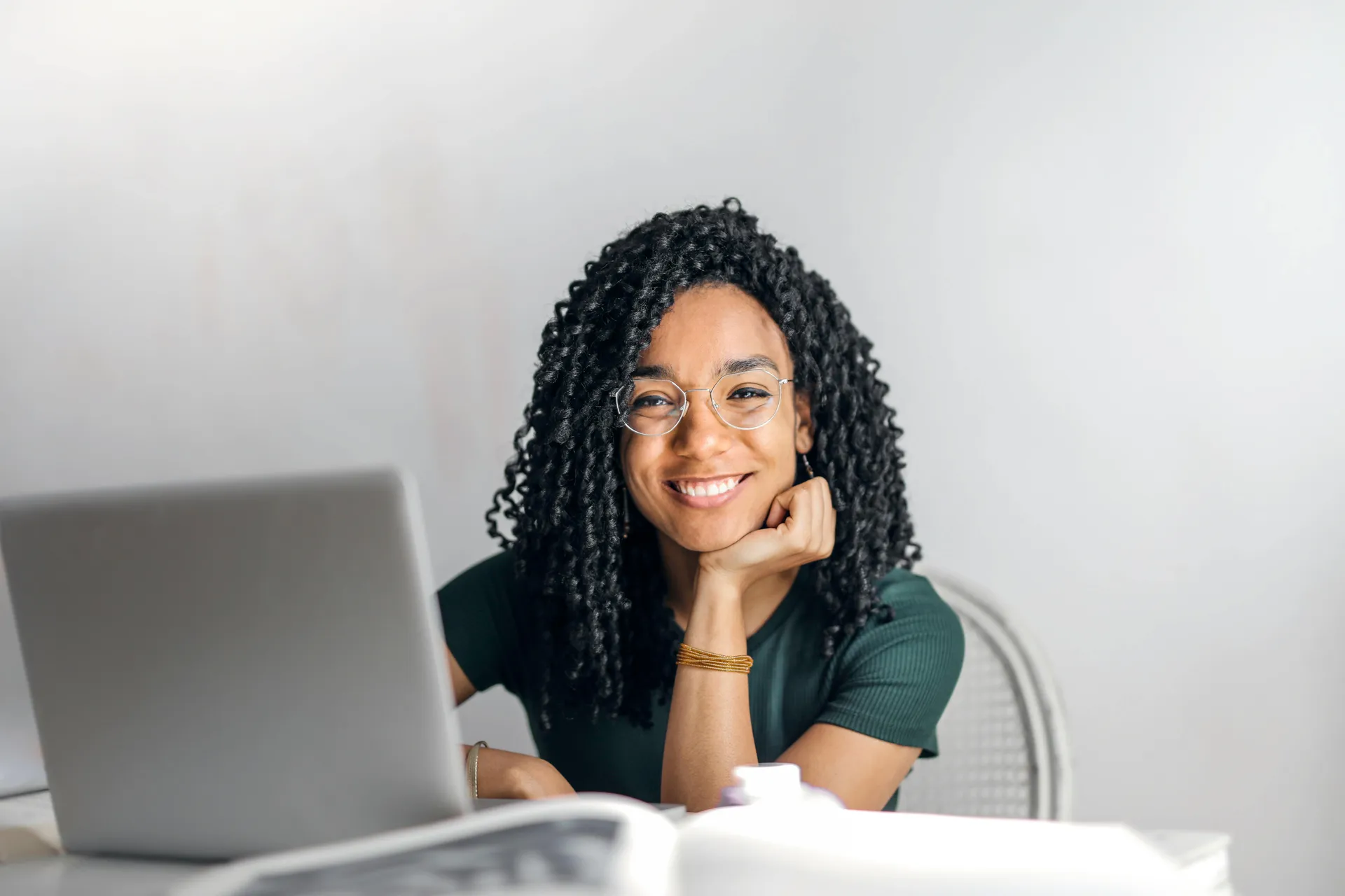 Happy agency owner using GEOH scheduling